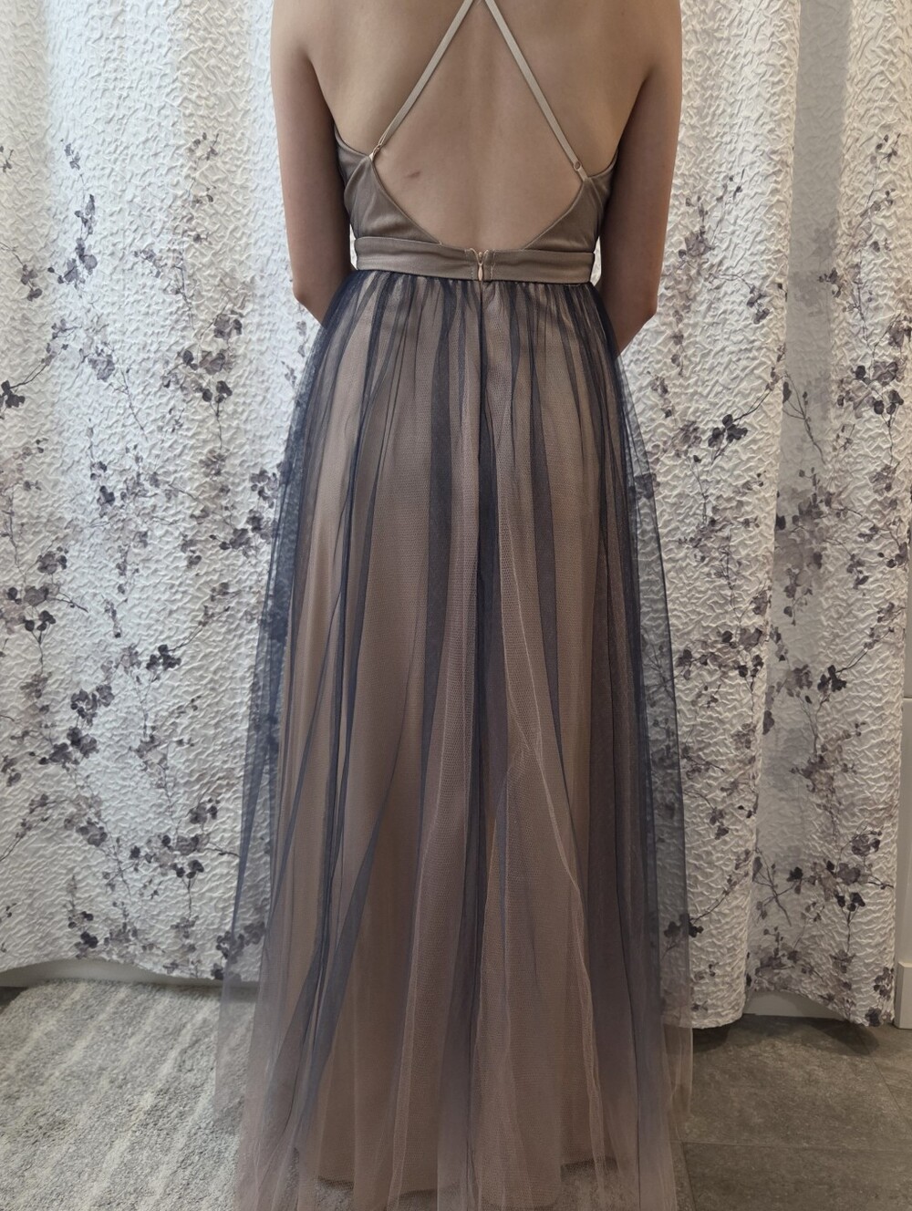 Maniju Elegant V-Neck Tulle Evening /Prom Gown in Taupe and Navy - Picture 2 of 13